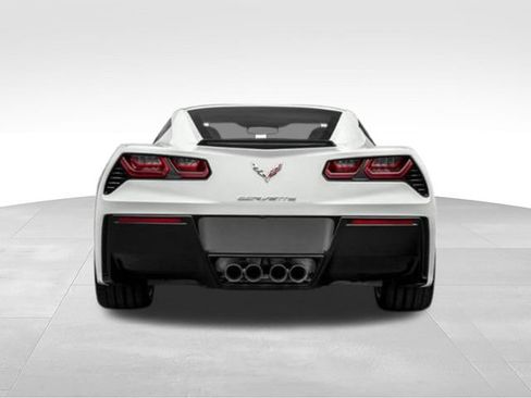 Used 2015 Chevrolet Corvette Stingray Coupe RWD image 8