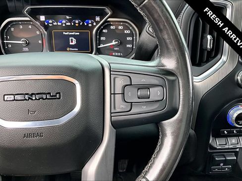 Used 2022 GMC Sierra 2500 Denali w/ Denali Ultimate Package AWD/4WD image 13