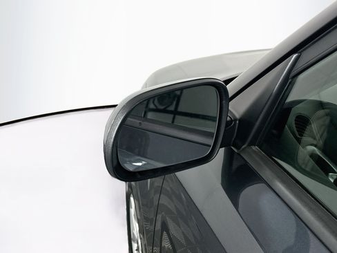 Used 2025 Kia Soul LX w/ LX Technology Package FWD image 16