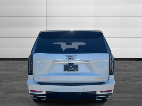 Used 2025 Cadillac Escalade Premium Luxury w/ Touring Package AWD/4WD image 4