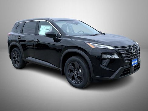 New 2026 Nissan Rogue SV w/ Cold Weather Package AWD/4WD image 3