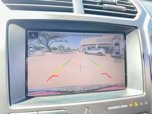 Used 2019 Ford Explorer Limited w/ Class III Trailer Tow Package FWD image 21