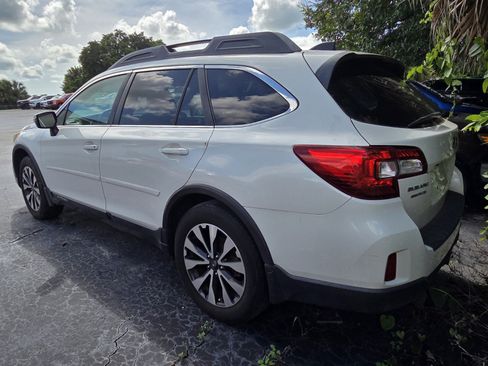 Used 2016 Subaru Outback 2.5i Limited AWD/4WD image 2