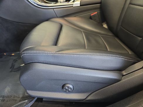 Used 2015 Mercedes-Benz C 300 4MATIC Sedan image 31