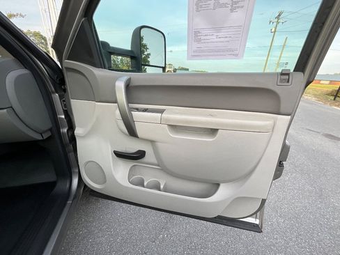 Used 2013 Chevrolet Silverado 1500 W/T w/ LS Package image 17