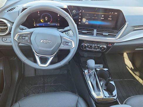 New 2026 Chevrolet Trax ACTIV w/ Driver Confidence Package image 10