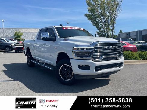 Used 2025 RAM 2500 Laramie AWD/4WD image 1
