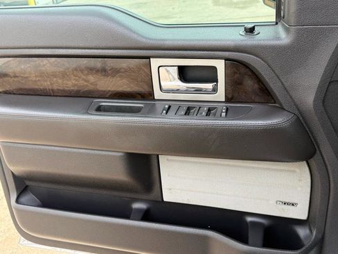 Used 2014 Ford F150 Platinum image 13