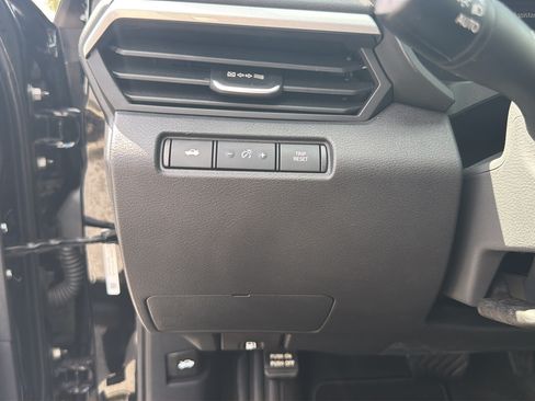 Certified 2025 Nissan Altima 2.5 S FWD image 37