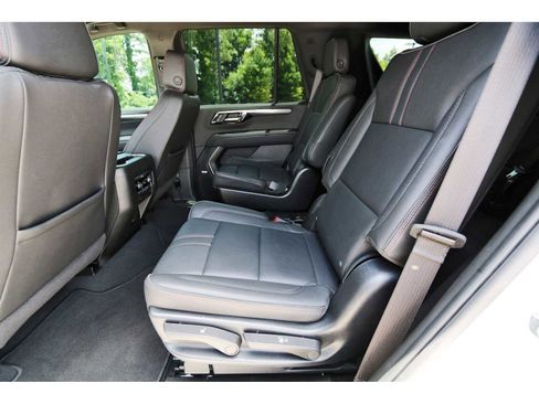 Used 2025 Chevrolet Tahoe RST w/ Comfort Package RWD image 13