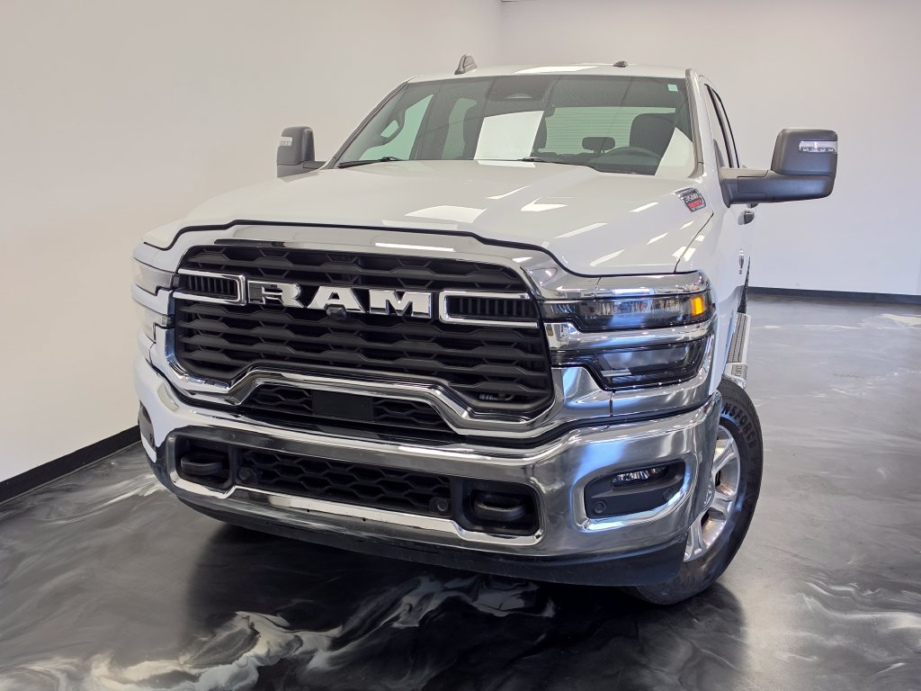 Used 2026 RAM 3500 Big Horn AWD/4WD image 4