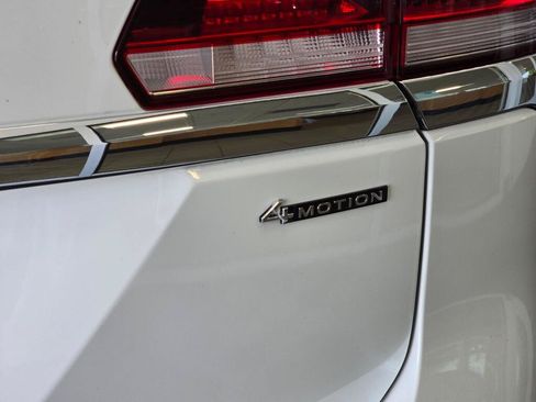 Used 2023 Volkswagen Atlas SEL AWD/4WD image 14