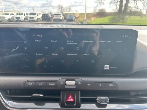 Used 2025 Kia K4 EX FWD image 21