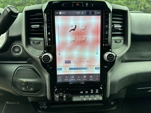 New 2025 RAM 2500 Tradesman AWD/4WD image 28