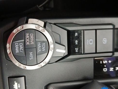 Used 2025 Toyota 4Runner TRD Off-Road Premium w/ Tow Technology Package image 29