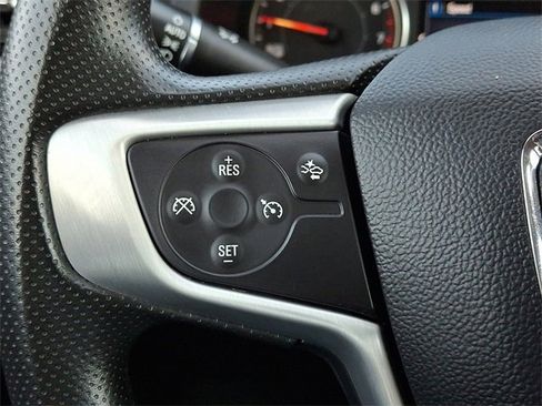 Used 2023 GMC Acadia SLE w/ Driver Convenience Package image 22