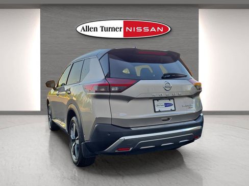 Used 2021 Nissan Rogue Platinum AWD/4WD image 9