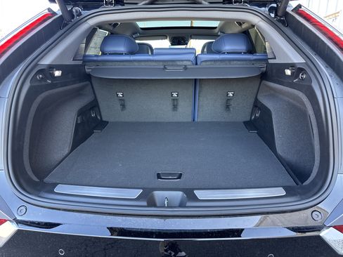 New 2026 Cadillac Optiq Luxury 2 image 35