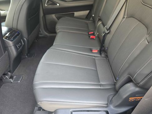 Certified 2026 INFINITI QX60 Luxe w/ Cargo Package image 14