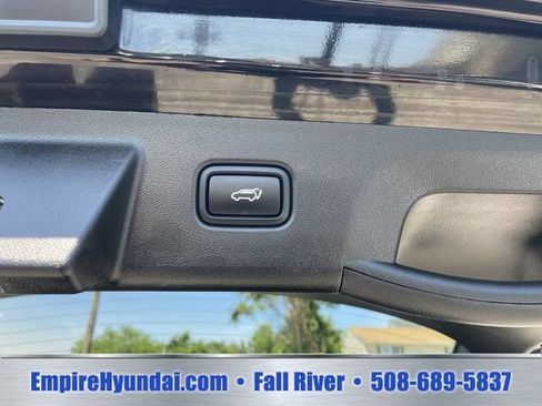 Used 2023 Hyundai Tucson Limited AWD/4WD image 8
