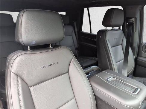 Used 2023 GMC Yukon Denali AWD/4WD image 25