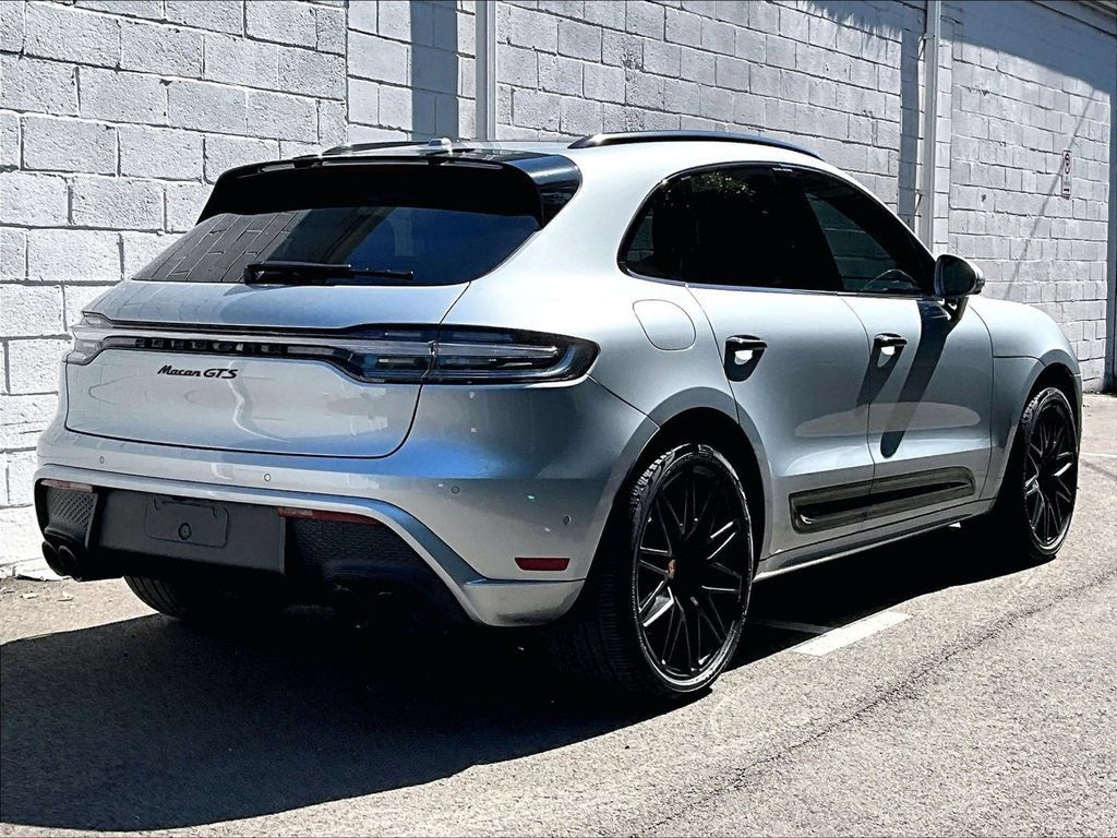 Certified 2023 Porsche Macan GTS AWD/4WD image 17