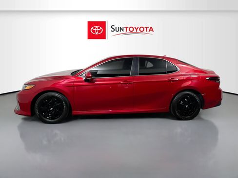 Used 2024 Toyota Camry LE image 7