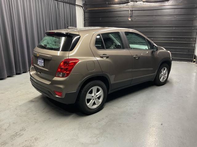 Used 2021 Chevrolet Trax LS FWD image 7