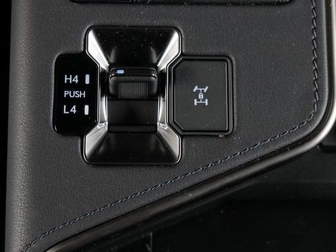 Used 2025 Lexus GX 550 550 Luxury+ w/ Accessory Package (2T) image 14