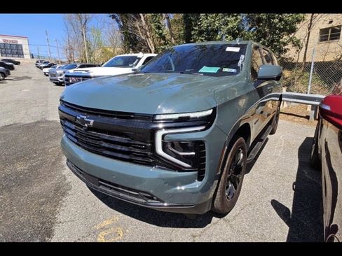 Used 2025 Chevrolet Tahoe RST w/ RST Performance Edition image 1