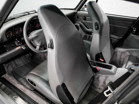 Used 1997 Porsche 911 Carrera 4S AWD/4WD image 22
