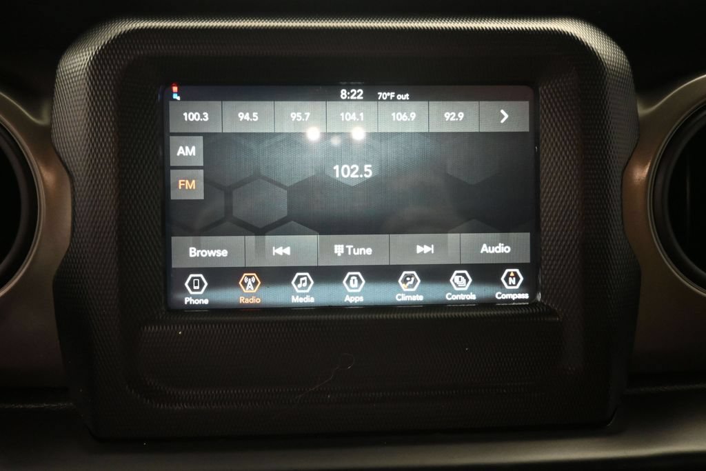 Used 2022 Jeep Wrangler Unlimited Sport AWD/4WD image 13