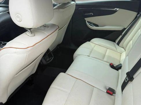 Used 2018 Chevrolet Impala Premier w/ Premier Confidence Package FWD image 3