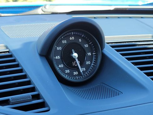 Certified 2025 Porsche 911 Carrera image 21