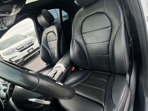 Used 2018 Mercedes-Benz C 300 Sedan image 19