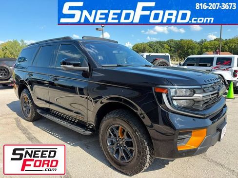 Used 2025 Ford Expedition Tremor AWD/4WD image 1