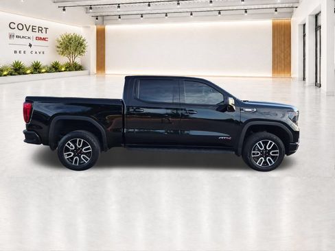 Used 2024 GMC Sierra 1500 AT4 w/ Technology Package AWD/4WD image 16