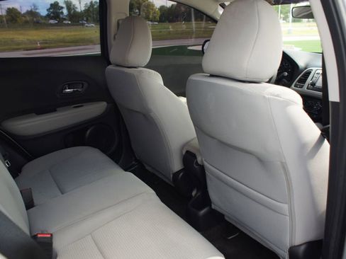 Used 2022 Honda HR-V LX image 19