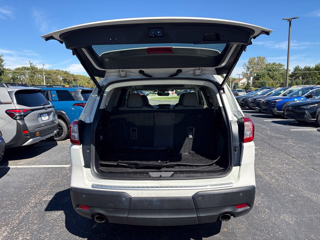 Used 2020 Subaru Ascent Limited w/ Technology Package AWD/4WD image 8