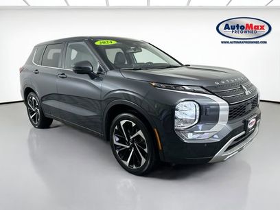 Used 2024 Mitsubishi Outlander SE