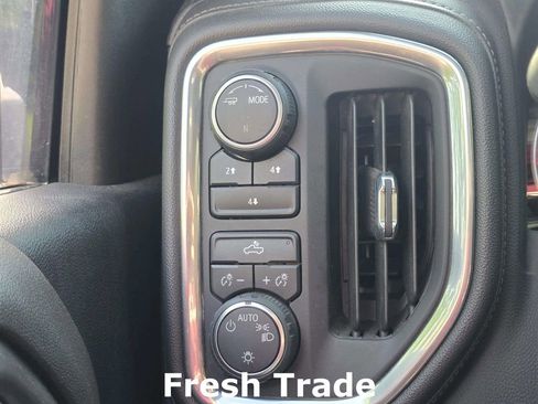 Used 2022 Chevrolet Silverado 2500 LT w/ Z71 Off-Road Package AWD/4WD image 17