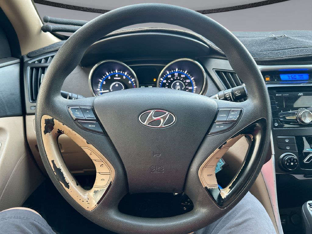 Used 2013 Hyundai Sonata GLS FWD image 14