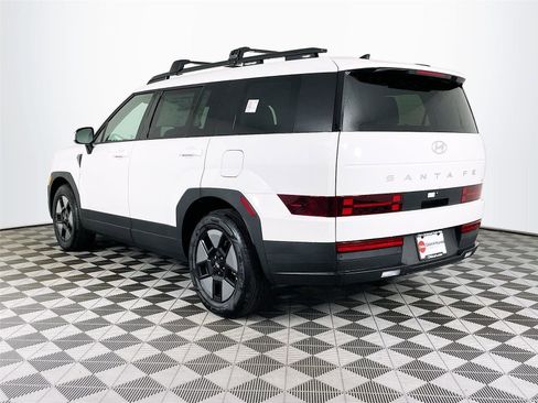 Certified 2025 Hyundai Santa Fe SEL image 4