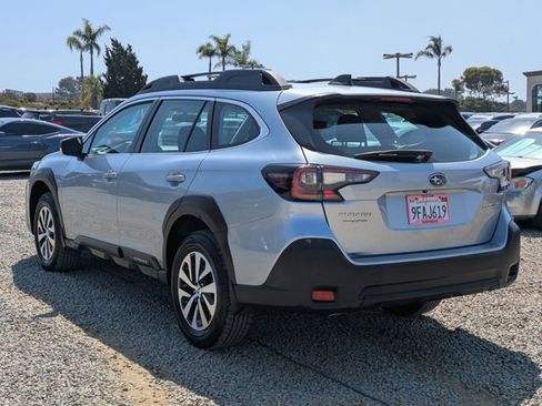 Used 2023 Subaru Outback AWD/4WD image 8