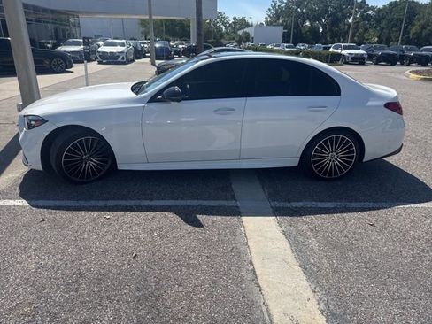 Used 2023 Mercedes-Benz C 300 Sedan image 2