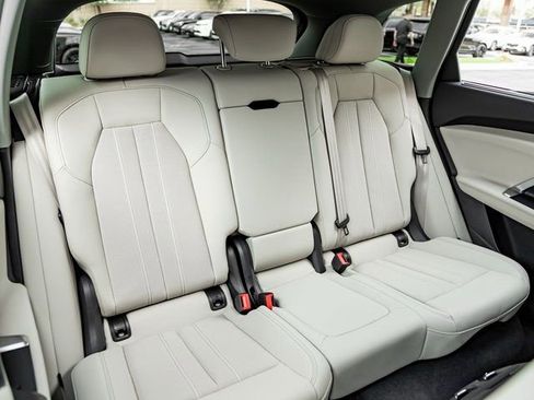 New 2025 Audi Q5 Premium Plus image 23