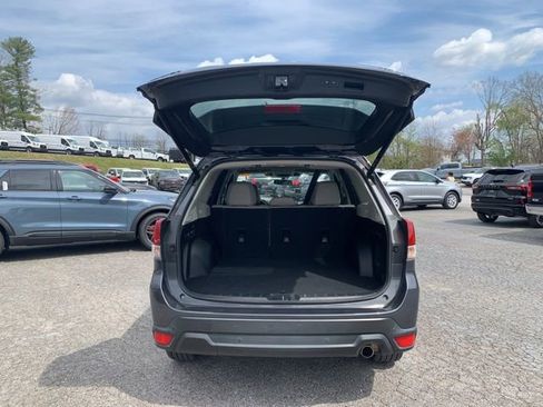 Used 2022 Subaru Forester Limited AWD/4WD image 8