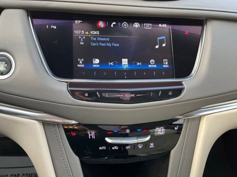Used 2017 Cadillac XT5 Luxury w/ Driver Awareness Package image 30