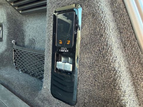 Used 2023 Land Rover Range Rover Sport SE image 32