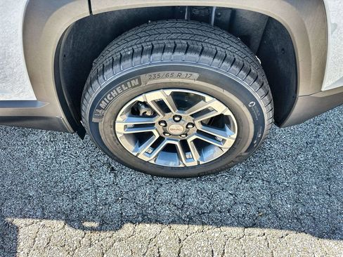 New 2026 GMC Terrain Elevation FWD image 12